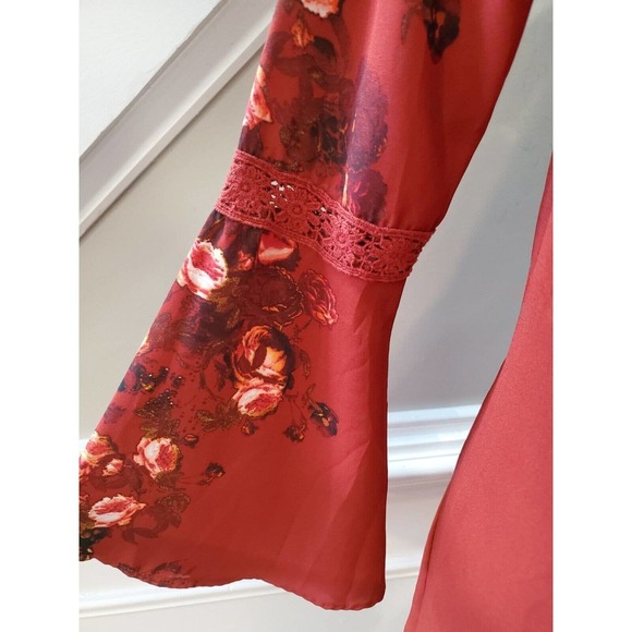 Altar’d State Red Floral Lace Up Boho Bell Sleeve V Neck Knee Length Dress Small - Picture 5 of 14